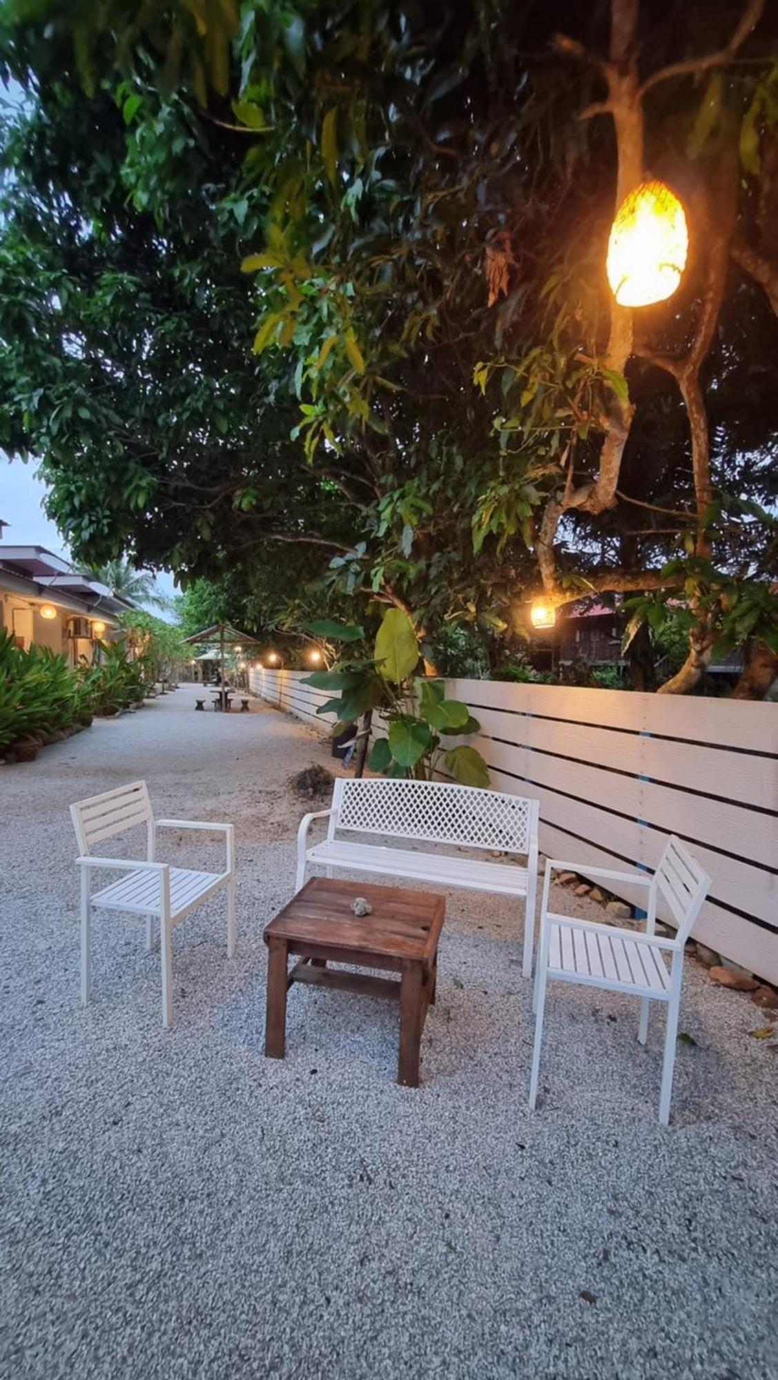 Seven Stones Langkawi Bed & Breakfast Pantai Cenang  Exterior photo